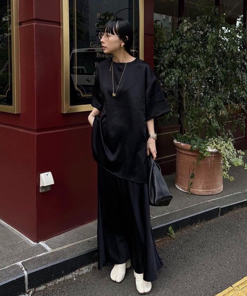 Ameri(アメリ)の「GLOSSY FLOW TEE WITH SKIRT(ワンピース Ameri(アメリ)の「GLOSSY FLOW TEE WITH SKIRT(ワンピース