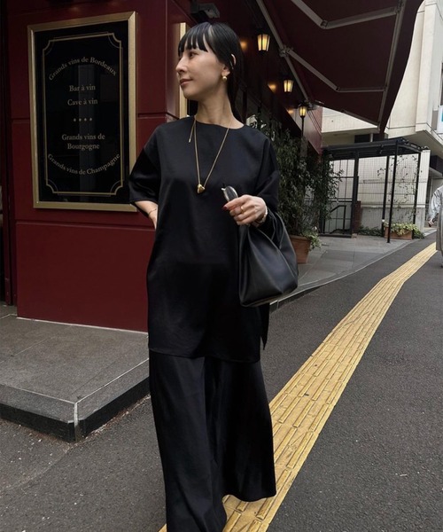 トップス ao GLOSSY FLOW TEE WITH SKIRT ao様専用 GLOSSY FLOW TEE WITH SKIRT - メルカリ