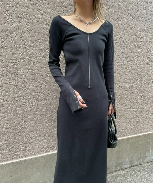 AIC.（エーアイシー）の「パッド付きバックオープンリブワンピース/袖ボタン付き2WAY（ワンピース・レディース・ブラック/グレー・SMALL/MEDIUM）」の11枚目の写真