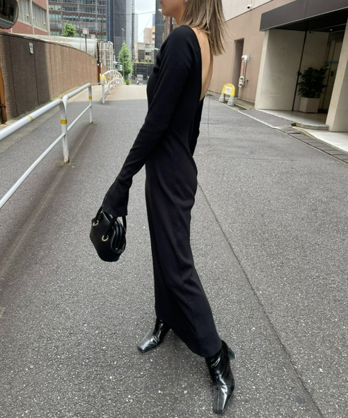 AIC.（エーアイシー）の「パッド付きバックオープンリブワンピース/袖ボタン付き2WAY（ワンピース・レディース・ブラック/グレー・SMALL/MEDIUM）」の17枚目の写真