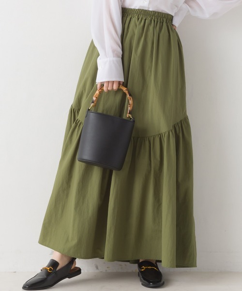 OMNES（オムネス）の「エステルオックスティアードスカート（スカート・レディース・カーキ/チャコール/ベージュ/ブラック・FREE）」の4枚目の写真