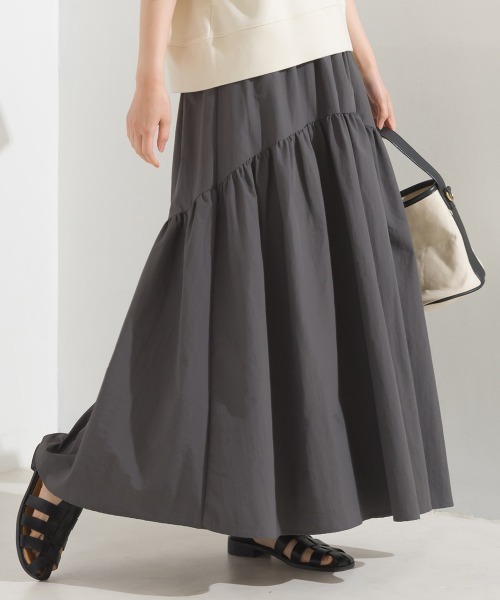 OMNES（オムネス）の「エステルオックスティアードスカート（スカート・レディース・カーキ/チャコール/ベージュ/ブラック・FREE）」の3枚目の写真