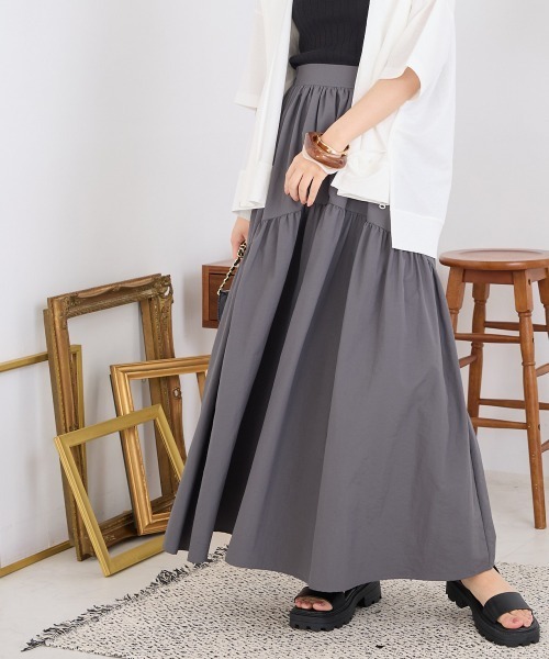 OMNES（オムネス）の「エステルオックスティアードスカート（スカート・レディース・カーキ/チャコール/ベージュ/ブラック・FREE）」の10枚目の写真