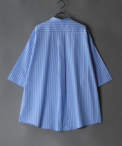 SITRY(シトリー)の「Oversize Drop shoulder Band Collar broadcloth shirt/オーバーサイズ ドロップショルダー バンドカラー ブロード 半袖シャツ(シャツ/ブラウス・メンズ・ブラック/ホワイト×ブルー/ホワイト/ブルーグレー/ブルー系その他/ホワイト×ブラック・M/L)」の17枚目の写真