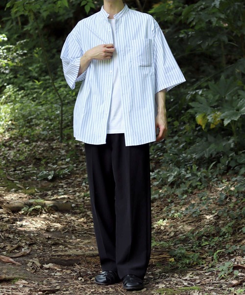 SITRY(シトリー)の「Oversize Drop shoulder Band Collar broadcloth shirt/オーバーサイズ ドロップショルダー バンドカラー ブロード 半袖シャツ(シャツ/ブラウス・メンズ・ブラック/ホワイト×ブルー/ホワイト/ブルーグレー/ブルー系その他/ホワイト×ブラック・M/L)」の21枚目の写真