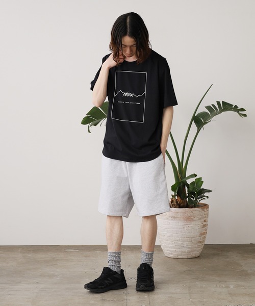 テテ着用ブランド untage ロゴ タイガー 半袖 Tシャツブ ラック テテ着用ブランド untage ロゴ タイガー 半袖 Tシャツブ ラック