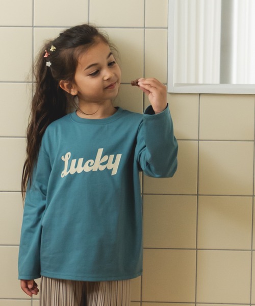 pairmanon（ペアマノン）の「【かぞくおそろい】オリジナル プリント ロゴ イラスト グラフィック 長袖 Tシャツ（Tシャツ/カットソー・キッズ・ベージュ系その他6/グリーン系その他/ホワイト系その他4/ブラック系その他2/ベージュ系その他2/ベージュ系その他/ピンク系その他2/ピンク系その他/パープル系その他/ホワイト系その他3/ピンク/ブラック系その他/ブルー系その他2/ホワイト系その他2/ホワイト系その他/パープル系その他2/テラコッタ/ミント/ブラック系その他3/ブルー系その他・120/100/110/140/130/90/150/80）」の15枚目の写真