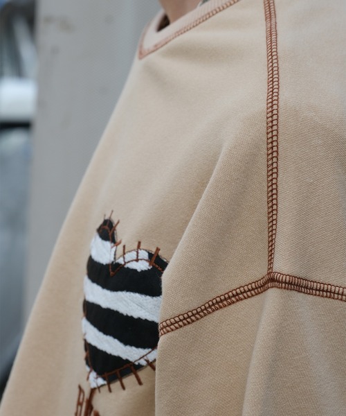 HOOK -original- ゼブラ模様ハートパッチ飾りステッチスウェット（スウェット）｜HOOK（フック）