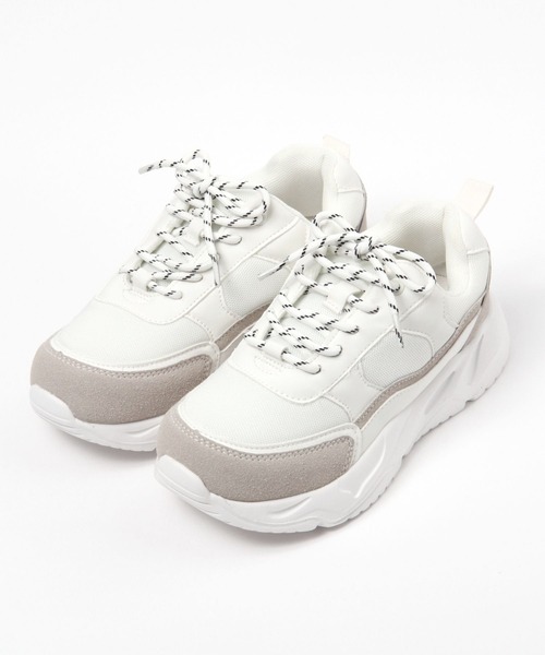 使用1回のみ　高級スニーカー　21.5センチ GLOBAL WORK（グローバルワーク）の「エアかる厚底スニーカー