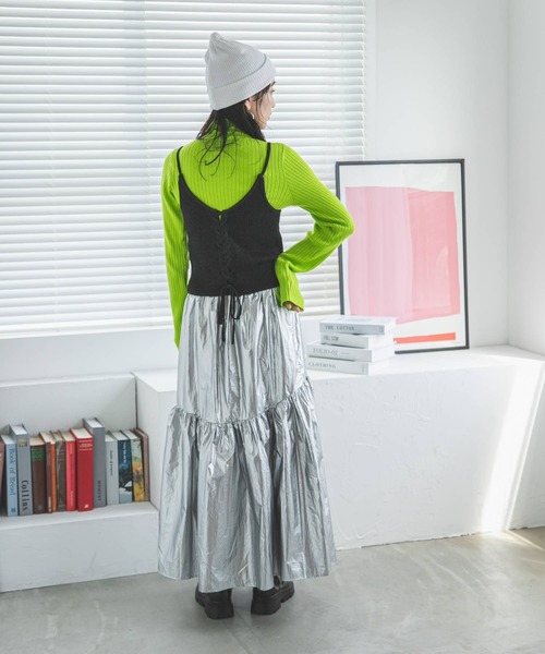 bohmal(ボマール)の「メタリックギャザーデザインスカート(スカート・レディース・シルバー・MEDIUM)」の10枚目の写真