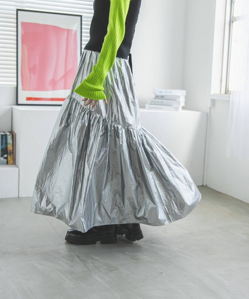 bohmal(ボマール)の「メタリックギャザーデザインスカート(スカート・レディース・シルバー・MEDIUM)」の18枚目の写真