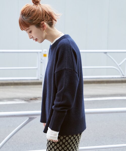 B.C STOCK(ベーセーストック)の「ウール混クルーネックプルオーバー(ニット/セーター・レディース・ネイビー/ブラウン/イエロー・FREE)」の13枚目の写真