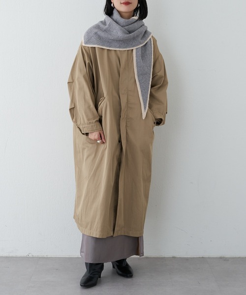 SHENERY（シーナリー）の「ヘムライントライアングルストール（ストール/ショール・レディース・ブラック/グレー/ベージュ・FREE）」の10枚目の写真