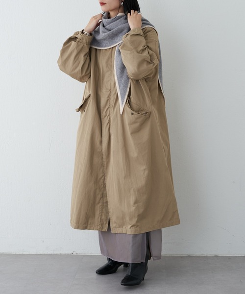 SHENERY（シーナリー）の「ヘムライントライアングルストール（ストール/ショール・レディース・ブラック/グレー/ベージュ・FREE）」の13枚目の写真