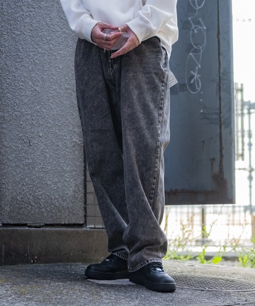 JOHN'S CLOSET(ジョンズクローゼット)の「【13】ワイドバギー オーバーダイデニムパンツ(デニムパンツ・メンズ・ブルー/ブラック・MEDIUM/LARGE)」の5枚目の写真