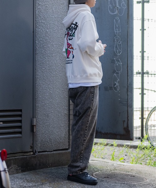 JOHN'S CLOSET(ジョンズクローゼット)の「【13】ワイドバギー オーバーダイデニムパンツ(デニムパンツ・メンズ・ブルー/ブラック・MEDIUM/LARGE)」の4枚目の写真