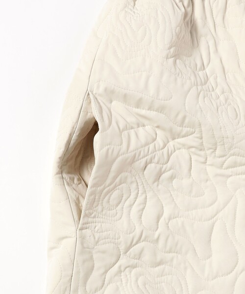 Ray BEAMS(レイビームス)の「Ray BEAMS / キルティング キャミ ワンピース(ワンピース・レディース・ブラック/オフホワイト・0/1)」の21枚目の写真