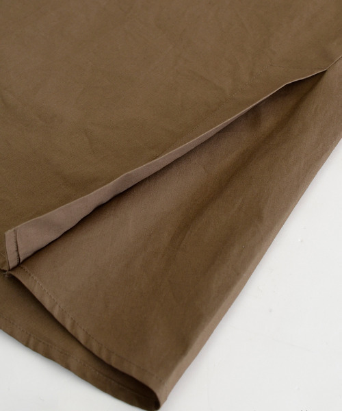 MIMIMEMETE（ミミメメット）の「フレア バックファスナー プルオーバー（Tシャツ/カットソー・レディース・ブラック/ブラウン・フリー）」の13枚目の写真