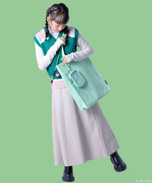 Tom＆Jerry（トムアンドジェリー）の「【公式】TOM and JERRY　推しが尊い　マルチポーチ（ポーチ・レディース・ホワイト/ブルー/イエロー/パープル/レッド/ピンク/オレンジ/グリーン/ブラック・FREE）」の13枚目の写真