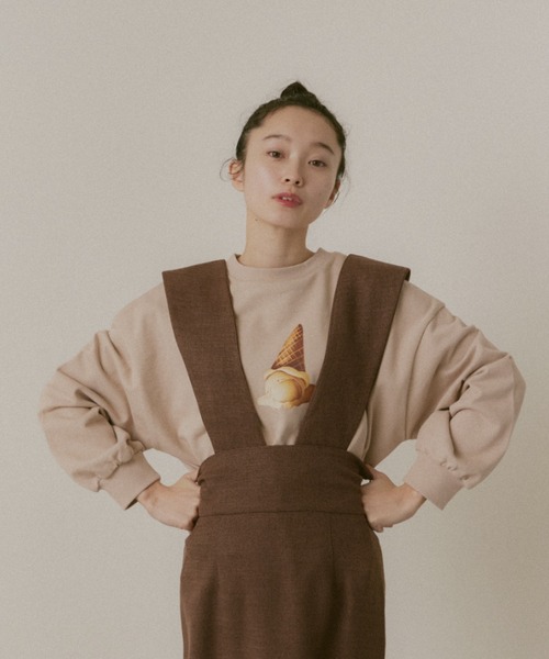 moi tytto（モイテュット）の「ボリュームスリーブプリントスウェット（スウェット・レディース・C/B/A/D・FREE）」の4枚目の写真