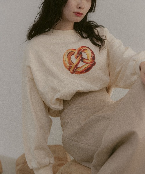 moi tytto（モイテュット）の「ボリュームスリーブプリントスウェット（スウェット・レディース・C/B/A/D・FREE）」の10枚目の写真