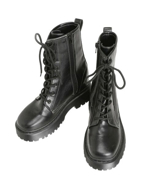 MURUA(ムルーア)の「レースアップショートブーツ(ブーツ・レディース・ブラック/ホワイト・22.5/24.5/23.5)」の10枚目の写真