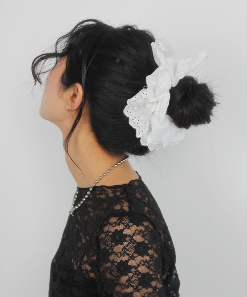 IMARI（イマリ）の「【 IMARI / イマリ 】 パンチングレース ガーリー シュシュ（シュシュ・レディース・ホワイト/ブラック/レッド/イエロー/ブルー/ピンク・FREE）」の17枚目の写真