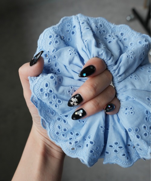 IMARI（イマリ）の「【 IMARI / イマリ 】 パンチングレース ガーリー シュシュ（シュシュ・レディース・ホワイト/ブラック/レッド/イエロー/ブルー/ピンク・FREE）」の22枚目の写真