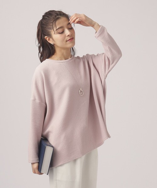SHOO・LA・RUE（シューラルー）の「◆【体型カバー/洗える】大人のラフコーデに ゆるスリット リブトップス（Tシャツ/カットソー・レディース・ホワイト/チャコールグレー/ブルー/ピンク系・00）」の4枚目の写真