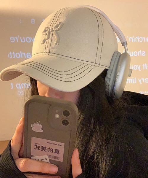 LYEON（リヨン）の「配色ステッチリボン刺繍キャップ（キャップ・レディース・ネイビー/アイボリー・FREE）」の3枚目の写真