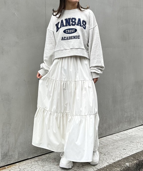 INGNI（イング）の「カレッジロゴショートトップス（スウェット・レディース・ブラック/オートミール/ライトブルー/オフホワイト・M）」の16枚目の写真