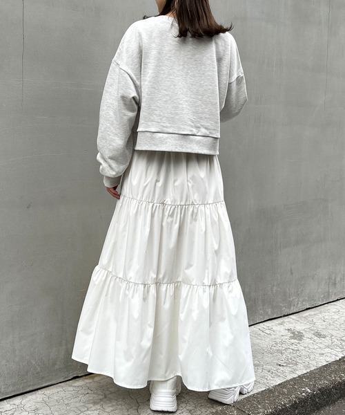 INGNI（イング）の「カレッジロゴショートトップス（スウェット・レディース・ブラック/オートミール/ライトブルー/オフホワイト・M）」の18枚目の写真