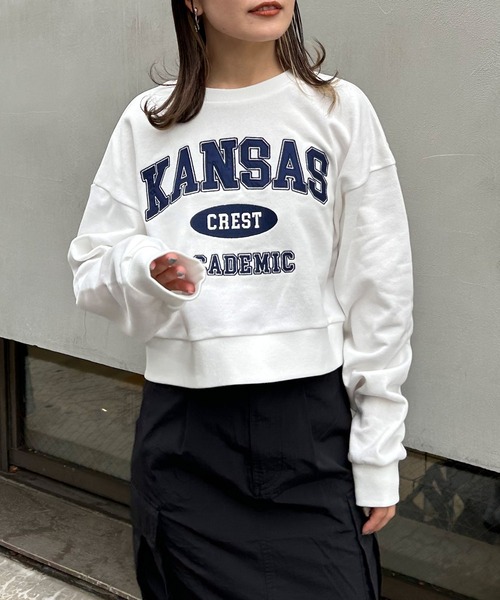 INGNI（イング）の「カレッジロゴショートトップス（スウェット・レディース・ブラック/オートミール/ライトブルー/オフホワイト・M）」の6枚目の写真