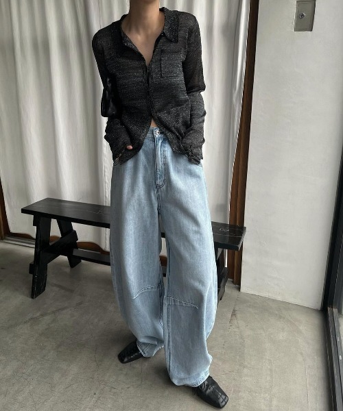 WILLFULLY(ウィルフリー)の「sheer lame deep slit shirt knit(ニット/セーター・レディース・ブラック/タン/ライトブルーグレー・FREE)」の11枚目の写真