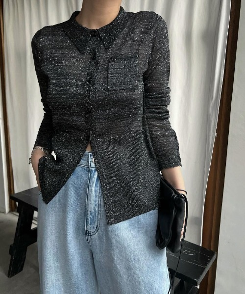 WILLFULLY(ウィルフリー)の「sheer lame deep slit shirt knit(ニット/セーター・レディース・ブラック/タン/ライトブルーグレー・FREE)」の9枚目の写真