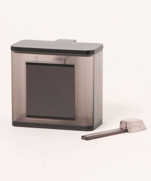 tower（タワー）の「tower(タワー) マグネット調味料ストッカー（キッチン収納・レディース・ホワイト/ブラック・F）」の4枚目の写真