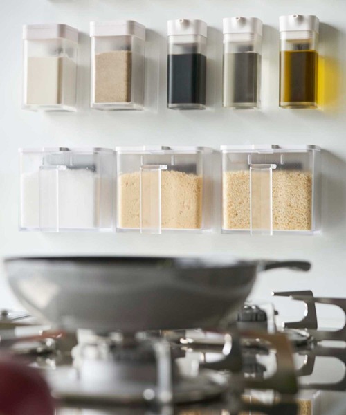 tower（タワー）の「tower(タワー) マグネット調味料ストッカー（キッチン収納・レディース・ホワイト/ブラック・F）」の14枚目の写真