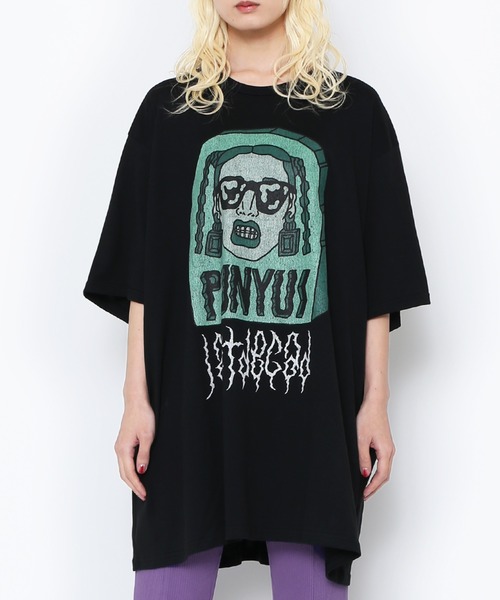 PUNYUS（プニュズ）の「Last decade　ビッグＴシャツ（Tシャツ/カットソー・レディース・ブラック/イエロー/ホワイト・3/4）」の3枚目の写真