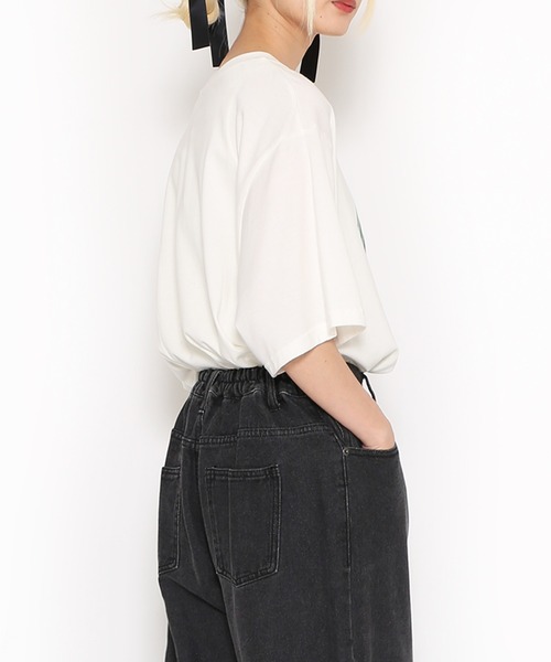 PUNYUS（プニュズ）の「Last decade　ビッグＴシャツ（Tシャツ/カットソー・レディース・ブラック/イエロー/ホワイト・3/4）」の7枚目の写真