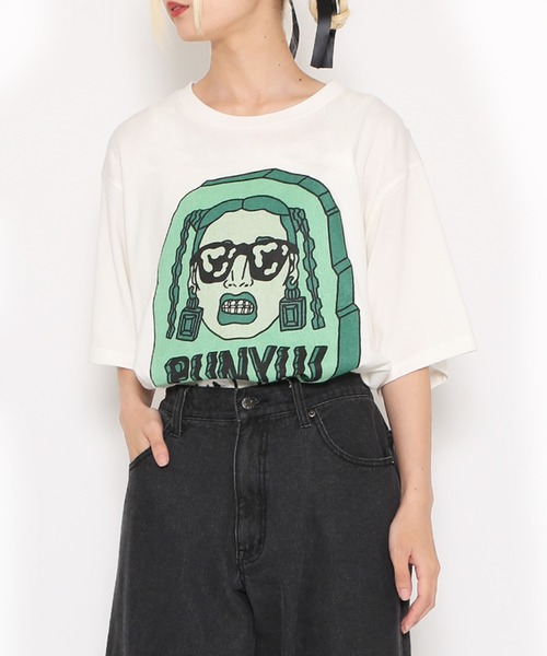 PUNYUS（プニュズ）の「Last decade　ビッグＴシャツ（Tシャツ/カットソー・レディース・ブラック/イエロー/ホワイト・3/4）」の5枚目の写真