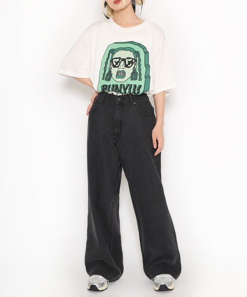 PUNYUS（プニュズ）の「Last decade　ビッグＴシャツ（Tシャツ/カットソー・レディース・ブラック/イエロー/ホワイト・3/4）」の6枚目の写真