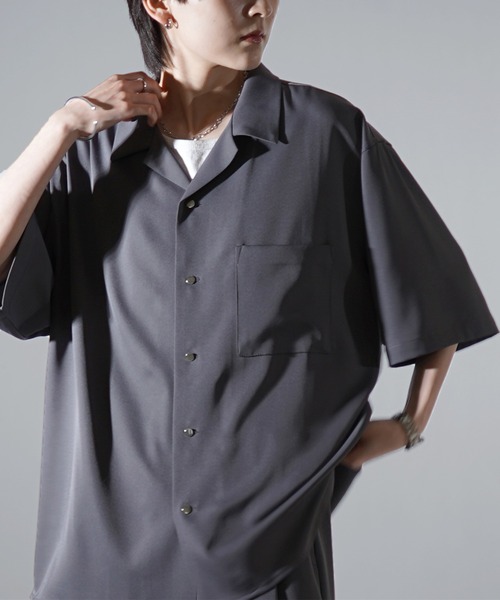 Confirm（コンファーム）の「25SS ビッグシルエット メタルボタン ドレープとろみ オープンカラー半袖シャツ ユニセックス【Confirm】（シャツ/ブラウス・メンズ・ブラック/グレー/チャコールグレー/ホワイト/ベージュ/ミント・M/L）」の3枚目の写真