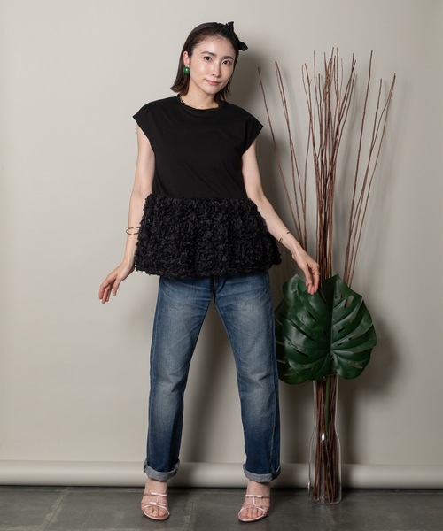 MHBG TOKYO(エムエイチビージートーキョー)の「裾チュール フリルデザインTEE(Tシャツ/カットソー・レディース・ブラック/アイボリー・FREE)」の5枚目の写真