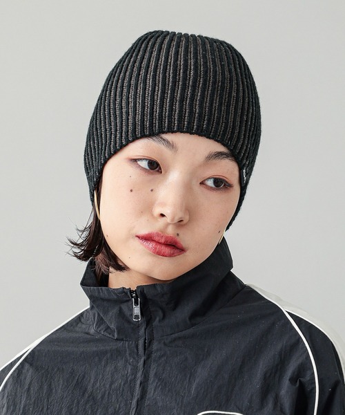 X-girl（エックスガール）の「BICOLOR BEANIE（ニットキャップ/ビーニー・レディース・オリーブ/ブラック・ONE SIZE）」の4枚目の写真