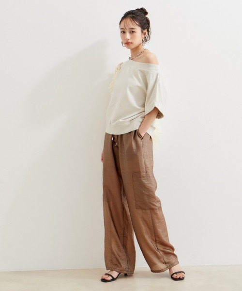 VIS(ビス)の「【洗える】ピグメント加工ワンショルプルオーバー(Tシャツ/カットソー・レディース・チャコールグレー/ベージュ系その他/ピンク系その他2・FREE)」の16枚目の写真