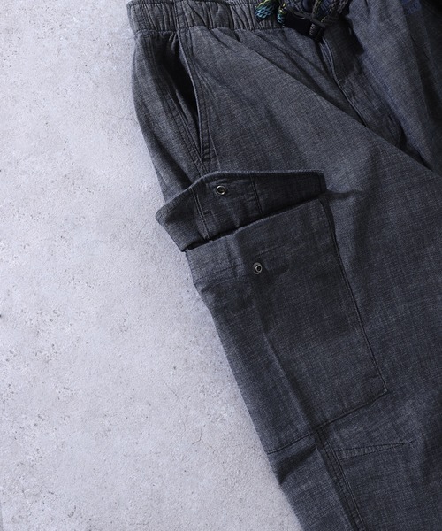 GERRY（ジェリー）の「【GERRY】 シャンブレー ・ ポプリン UVカット ストレッチ ワイド カーゴパンツ（カーゴパンツ・メンズ・ブルー/ブラック/オリーブ/サンドベージュ/サックスブルー・SMALL/MEDIUM/LARGE/X-LARGE）」の12枚目の写真