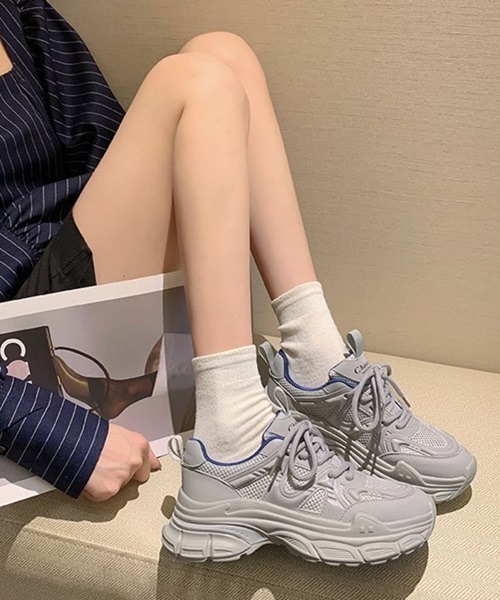PARKS TOKYO SELECT(パークストウキョウセレクト)の「ダッドスニーカー/厚底スニーカー(スニーカー・レディース・グレー/ホワイト・36/37/38)」の2枚目の写真