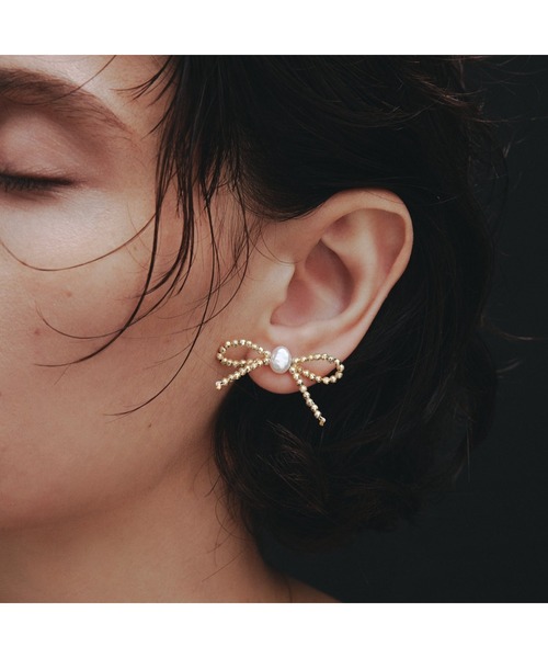 les bonbon(ルボンボン)の「【les bonbon】waltz dore pierce ワルツ ドレ ピアス(ピアス(両耳用)・レディース・イエローゴールド・FREE)」の6枚目の写真