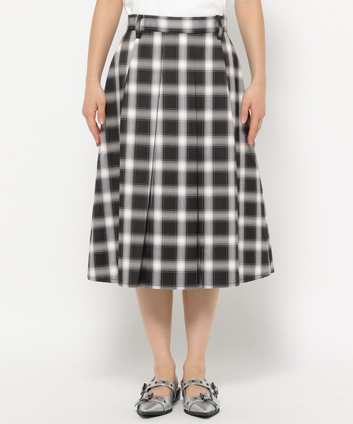 FOREVER 21（フォーエバー トゥエンティーワン）の「【2024FW】チェックプリーツミディスカート（スカート・レディース・グレー/レッド/グリーン・MEDIUM/SMALL）」の4枚目の写真