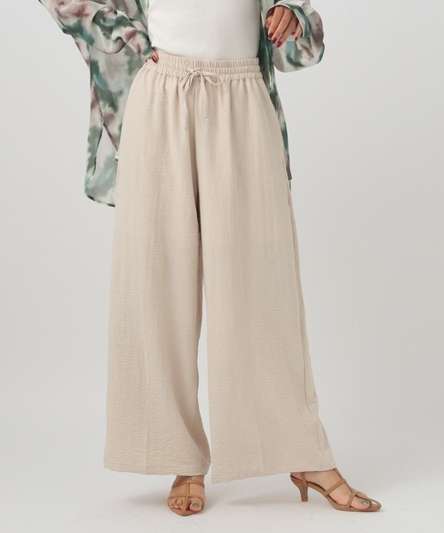 BAYFLOW（ベイフロー）の「[涼しくてシワになりにくい♪]ワイドイージーパンツ（その他パンツ・レディース・アイボリー/グリーン系/ブラック/グレイッシュベージュ/エンジ・FREE）」の3枚目の写真